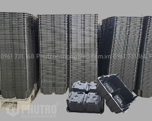 Hộp nhựa Uboot xây dựng KT 43x43cm Hộp nhựa Uboot xây dựng KT 43x43cm