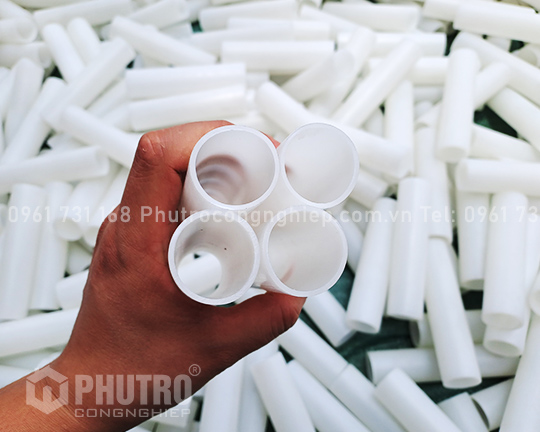 Lõi nhựa HDPE phi 26mm (1inch) Lõi nhựa HDPE phi 26mm (1inch)