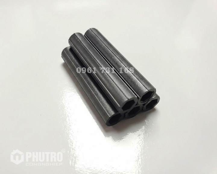 LÕI NHỰA CUỘN TÚI NILON 10X55MM (LỖ LỤC GIÁC)